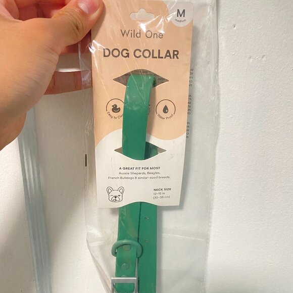 Wild One Dog Collar Size Medium Spruce Green - Picture 1 of 3